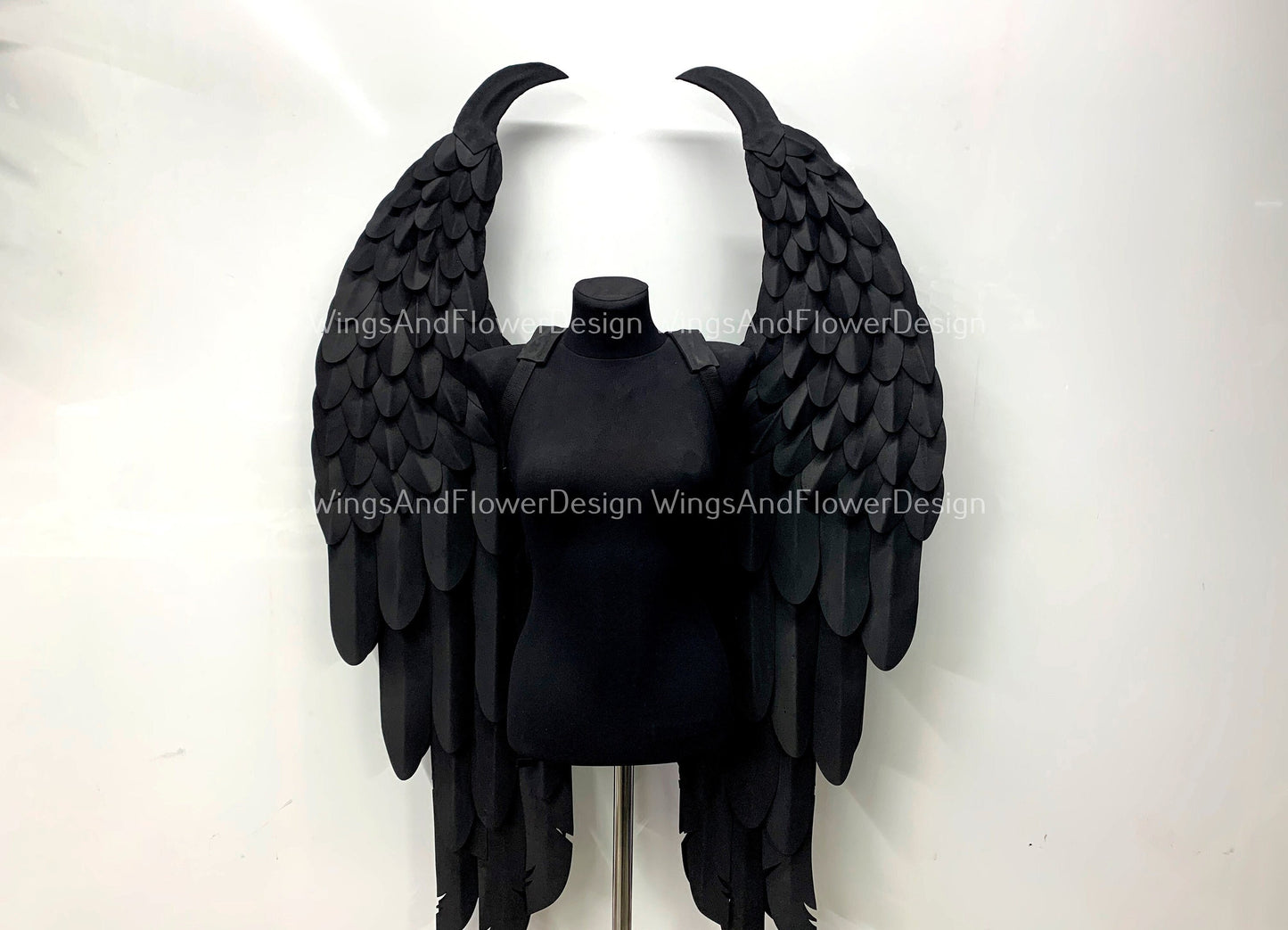 Black small angel wings carnival costume, Maleficent wings, wings photo prop, halloween costumes, christmas wings, Maleficent dress