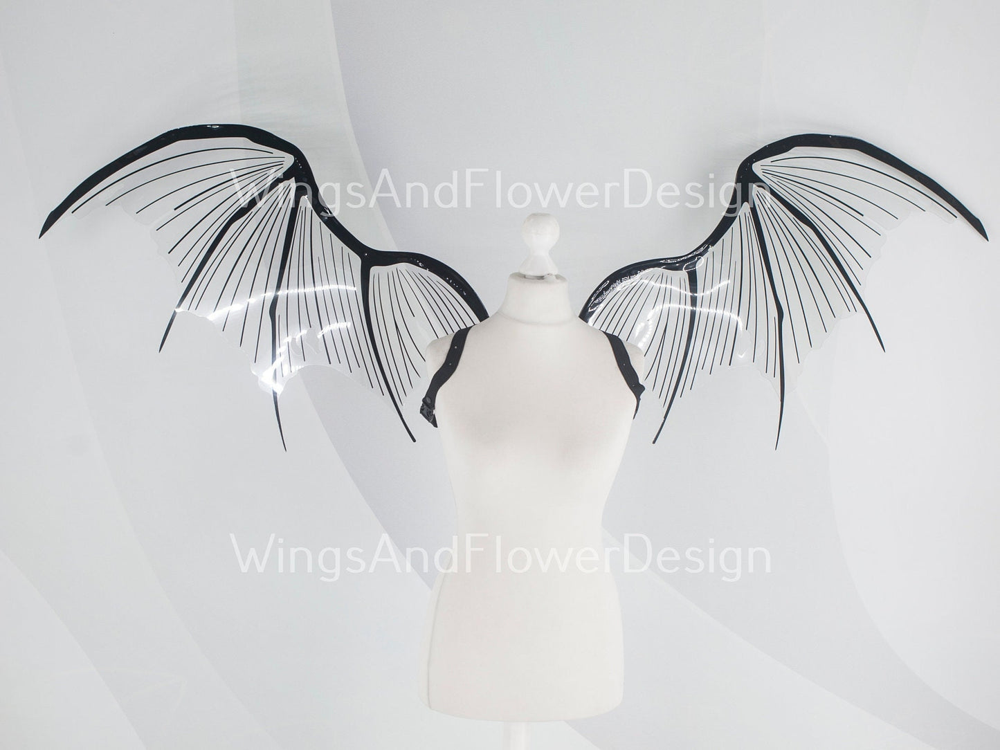 Transparent bat vampire demon wings, fairy wings, fantasy Halloween fantasy, magical fairy clear wings