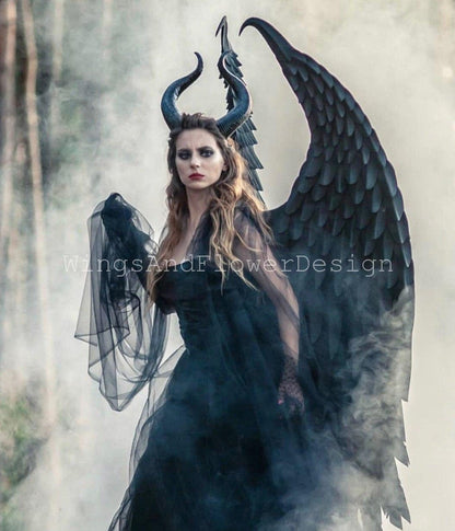 Black angel wings carnival costume, Maleficent wings, wings photo prop, halloween costumes, christmas wings, Maleficent dress